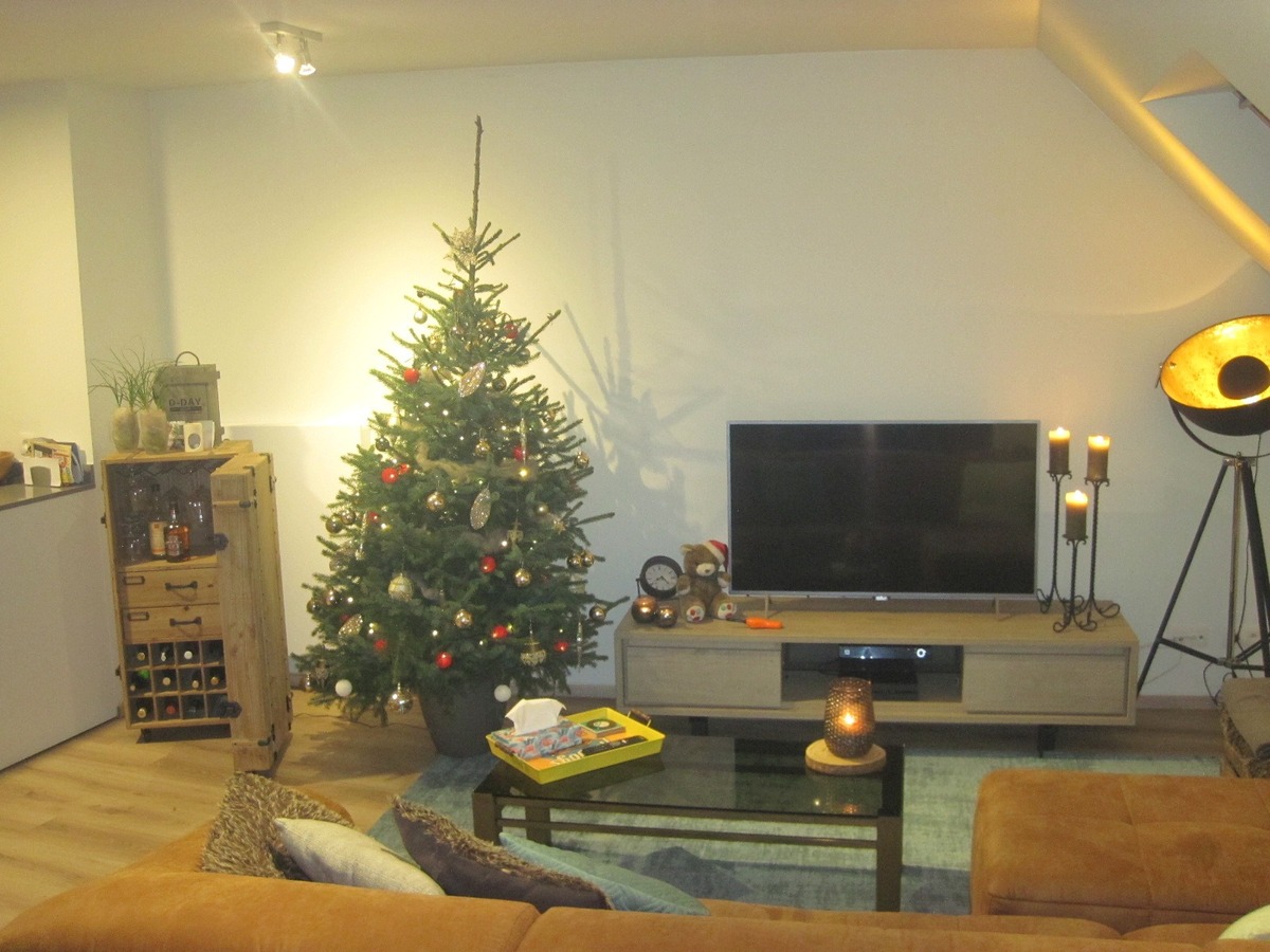 Modern appartement MET TERRAS  - energiezuinig -  nieuw - instapklaar ! 