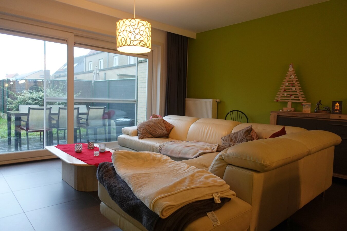 Verrassend ruime woning met 4 slaapkamers en garage 