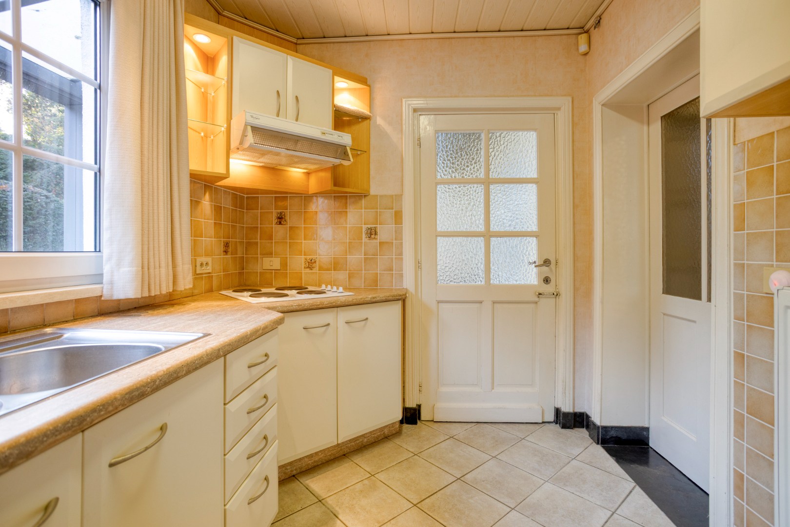 Charmante open bebouwing met 3 slaapkamers, tuin, terras en garage in Kessel-Lo! – EPC 562 kWh/m² - bewoonbare opp. 154 m² 