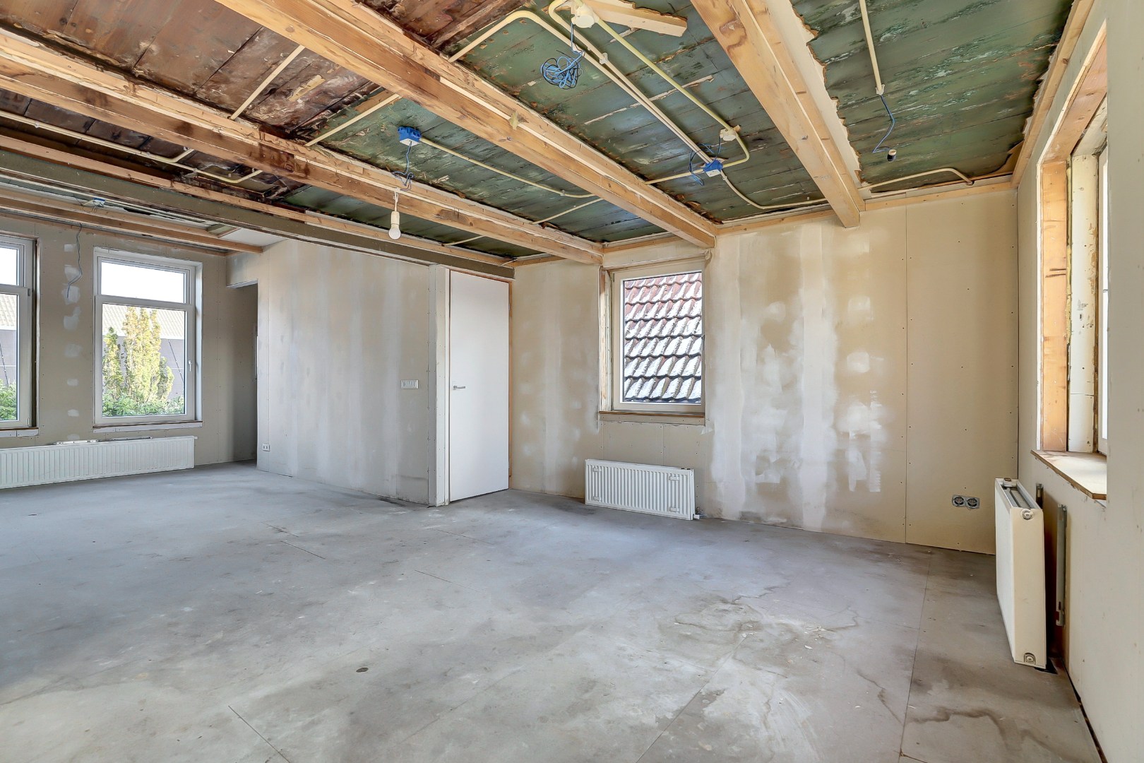 Drive-in woning te koop in Berltsum