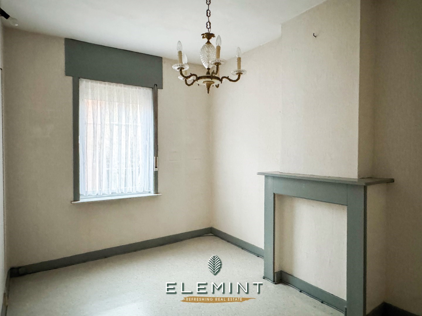 Te renoveren woning in het centrum van Heule op een perceel van 290 m² 