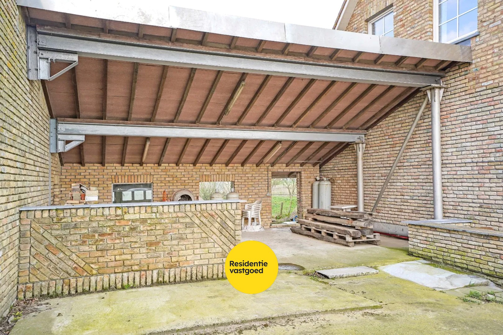 Recente open bebouwing (2019) op een perceel van maar liefst 44.888 m² 
