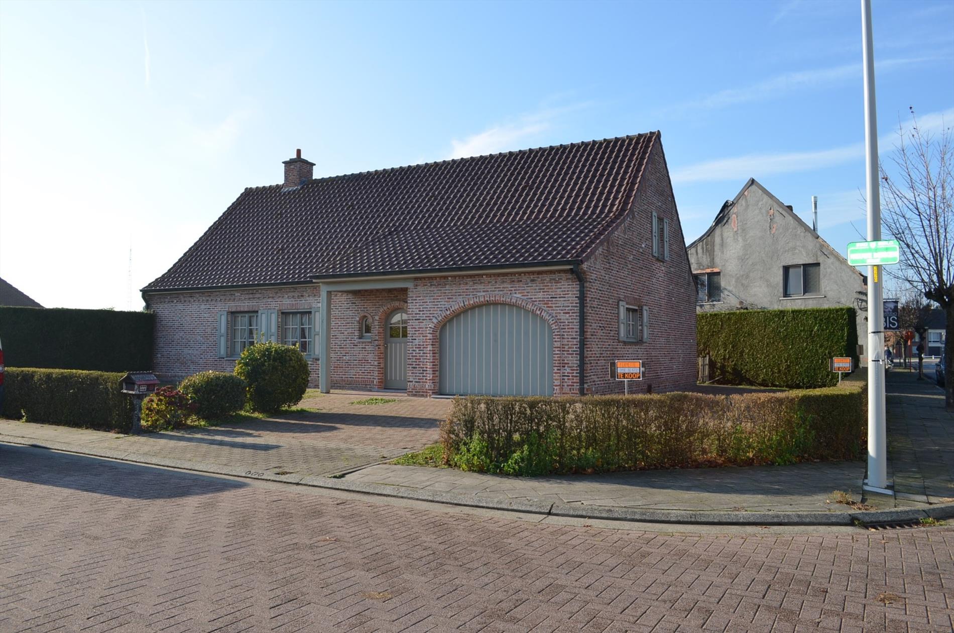 Rustieke woning met 3 slpks en tuin in rustige wijk te Eeklo 