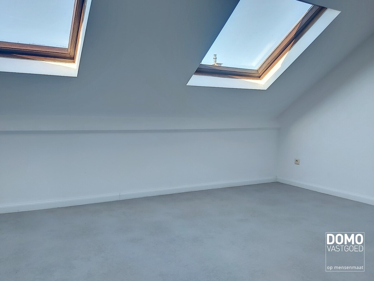 Woning met tuin, garage en 2 slaapkamers op wandelafstand van het centrum van Hasselt 