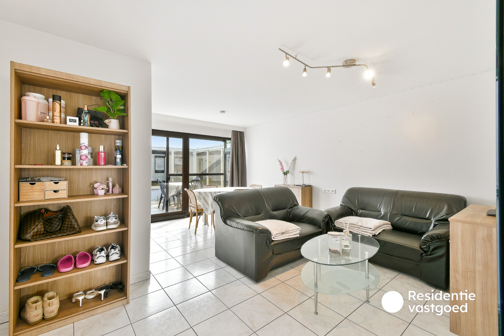 Vakantiewoning met twee slaapkamers en parking 