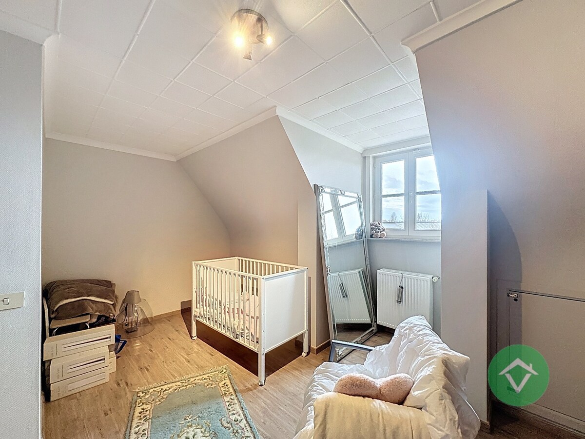 Exclusieve alleenstaande villa met zonnige tuin in een gegeerde woonomgeving te Koekelare 