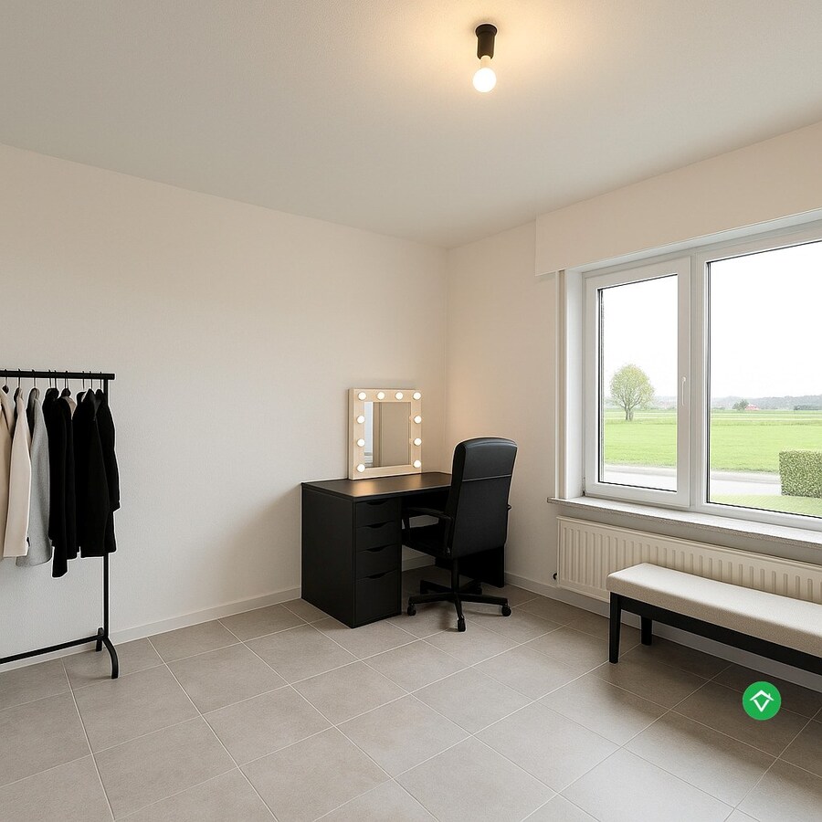 Alleenstaande woning met 2 slaapkamers en inpandige garage 