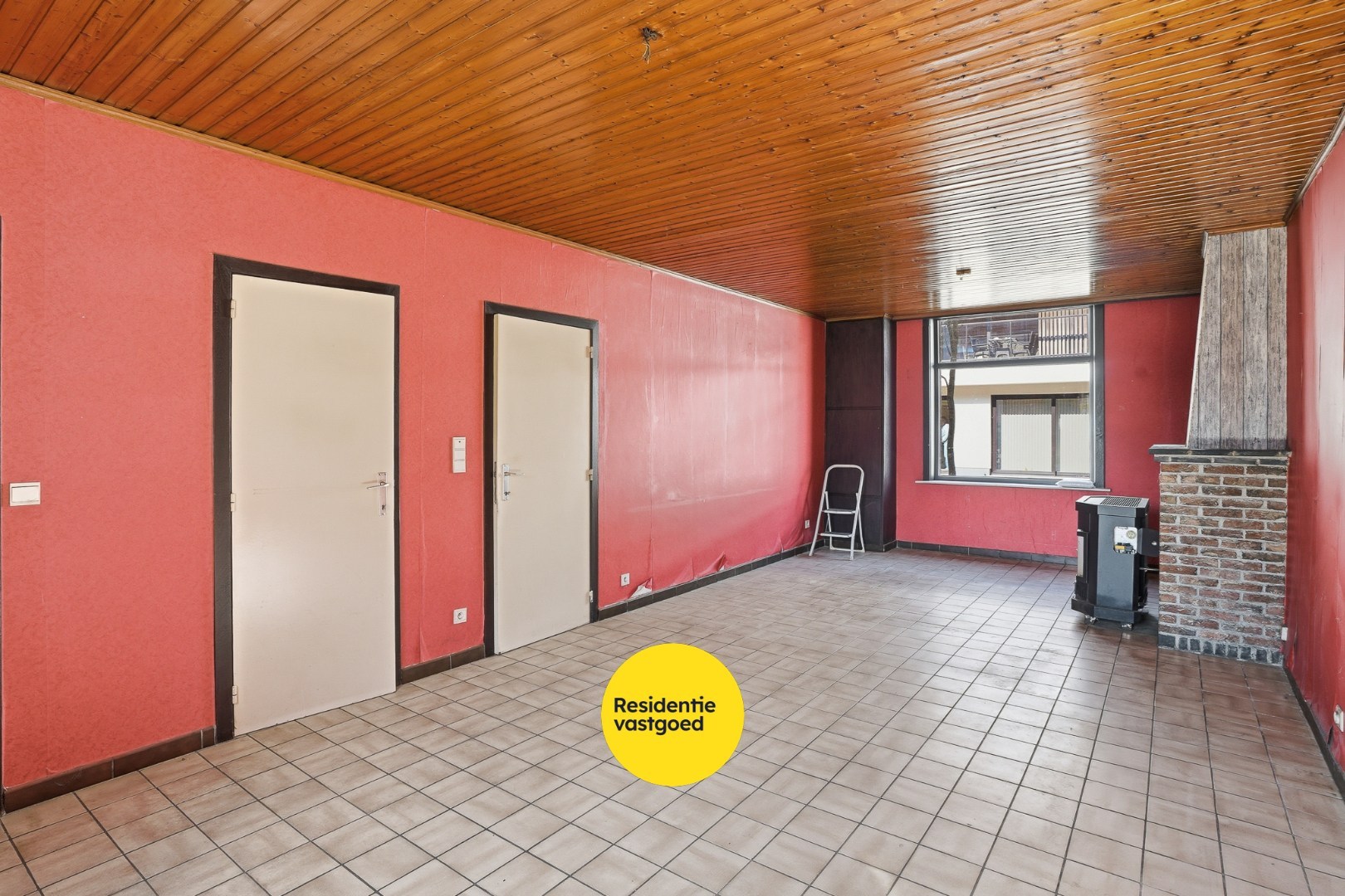 Te renoveren woning in centrum Eernegem 