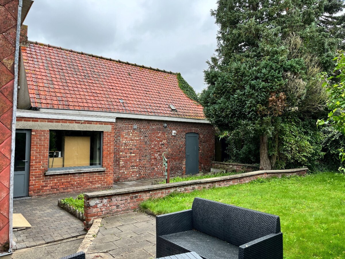 Ruime woning met 3 slaapkamers te Poelkapelle 