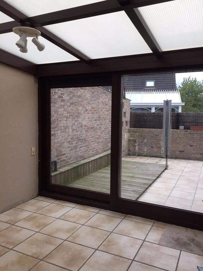 RUIME WONING MET ZUIDGERICHTE TUIN TE BREDENE DUINEN 