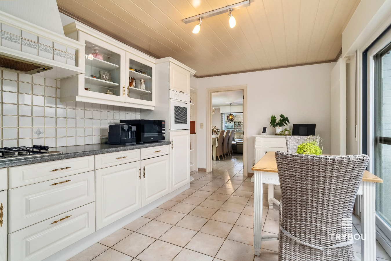 Alleenstaande gelijkvloerswoning op 719m². 