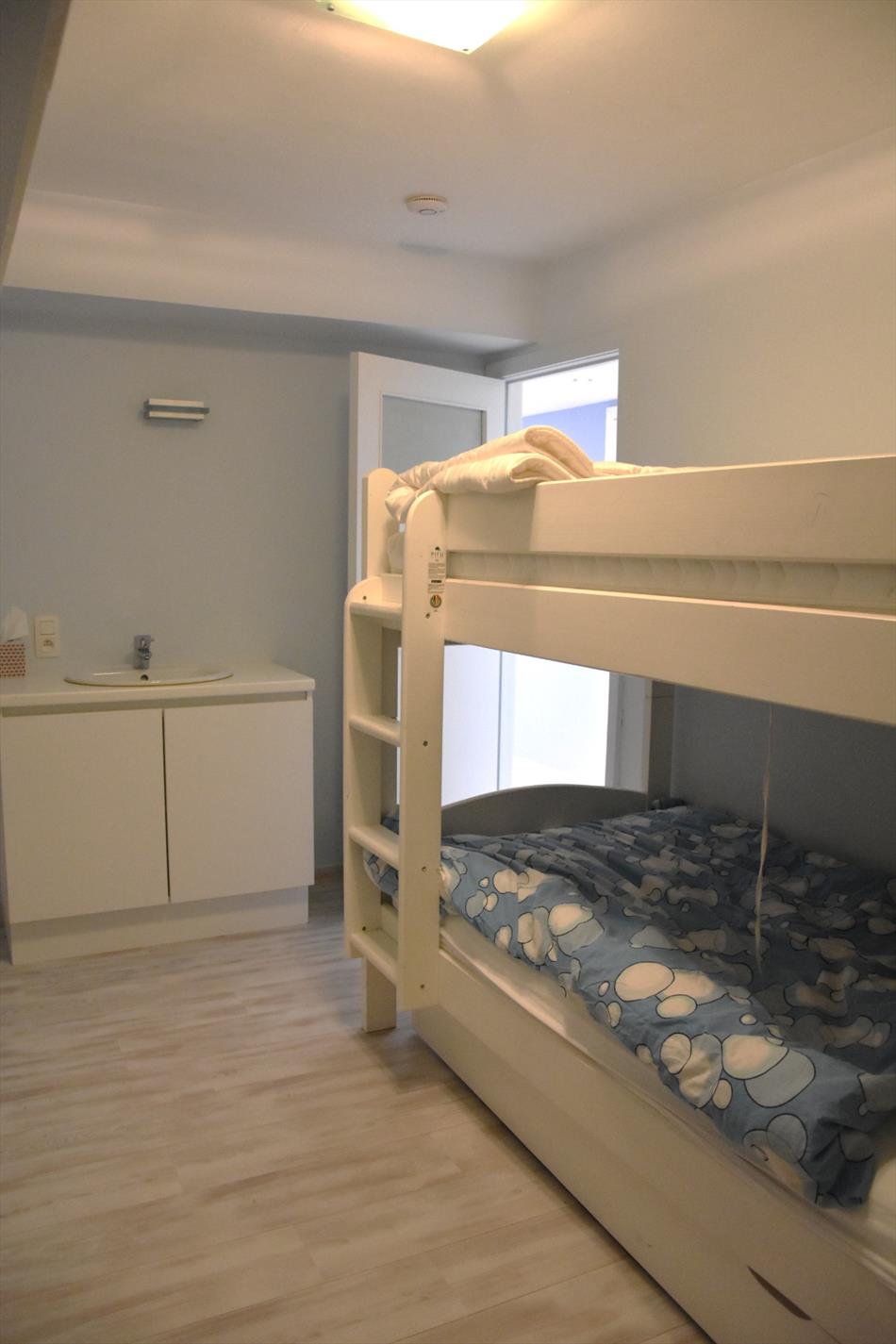 « Spacieux appartement de 3 chambres à coucher avec ascenseur dans la résidence Thalassa, - SVZ099 