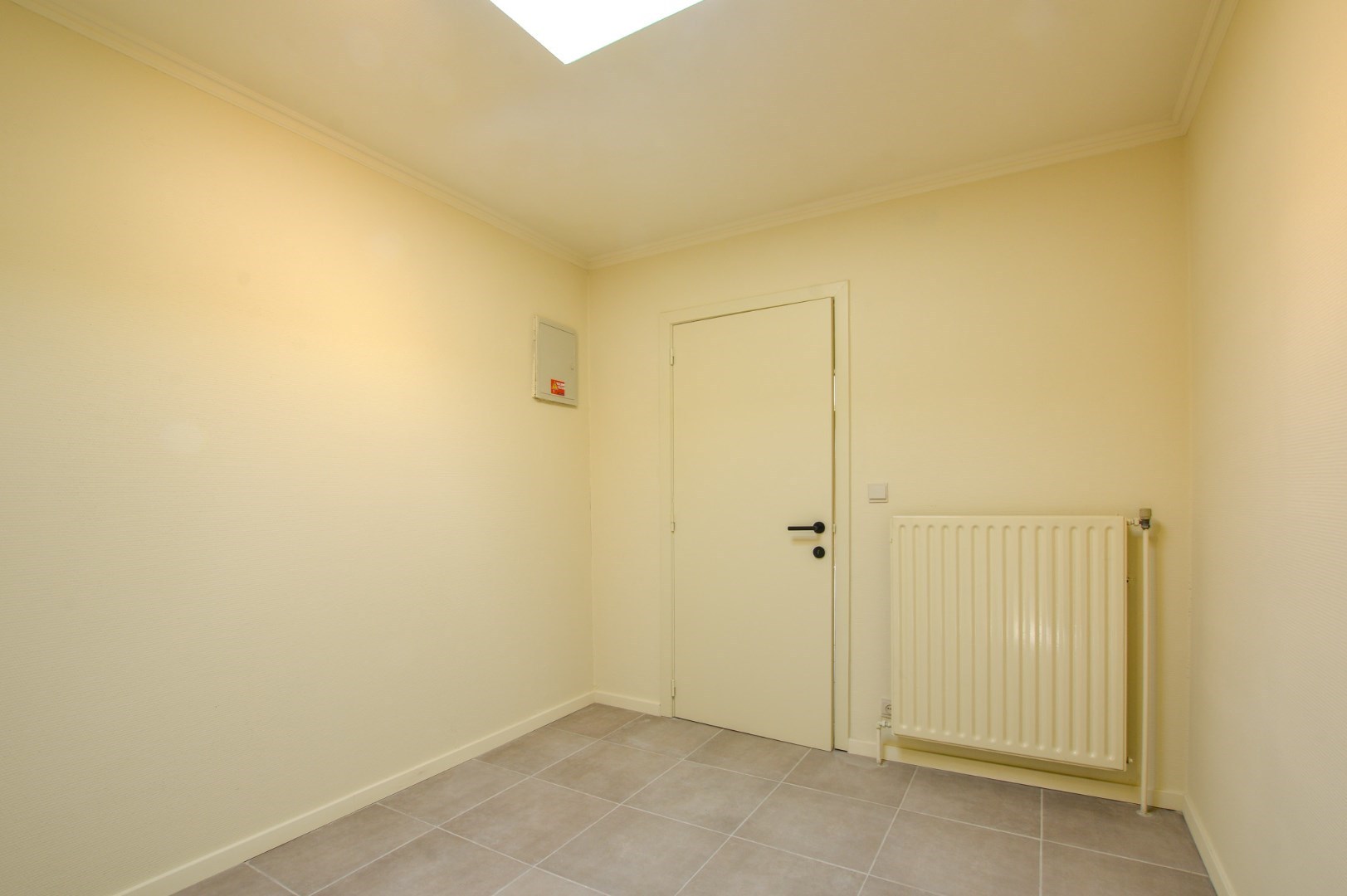 Ruim appartement (146 m²) met 2 slaapkamers in het centrum van Jabbeke 