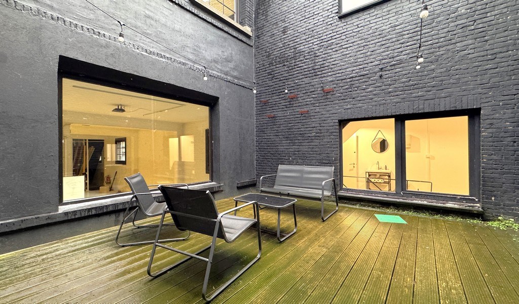 Kantoor in loftstijl te huur aan Ijzerlaanbrug te Antwerpen