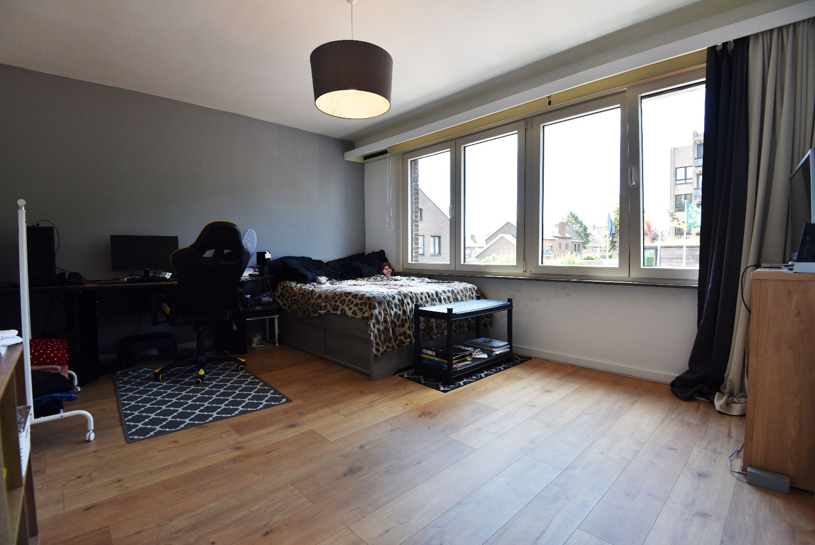 Gezinswoning 3 slpks, tuin en dubbele garage te centrum Eeklo 