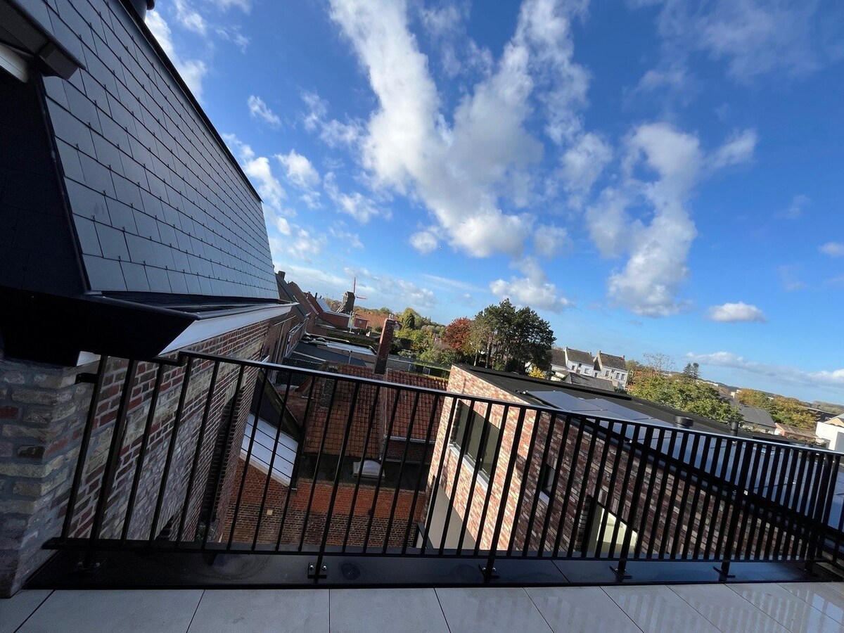 Prachtig 3-slaapkamerappartement met staanplaats in het voormalige gemeentehuis van Vleteren 