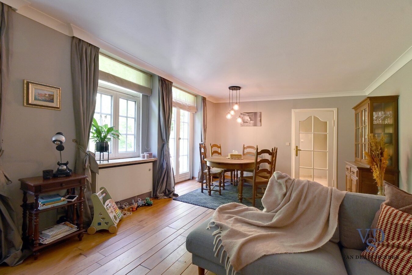Exceptioneel woning in 't groen. 