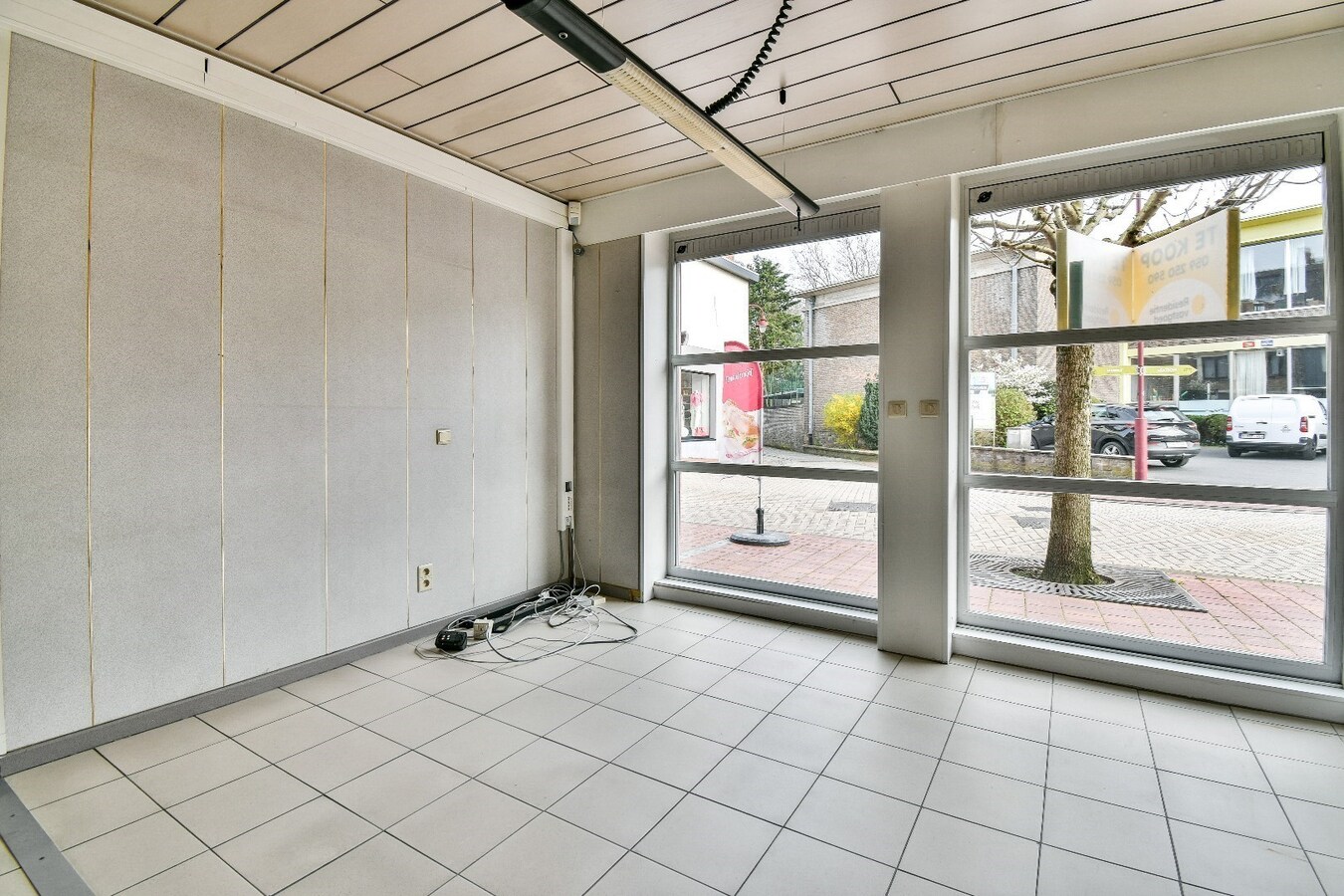 Te koop commerciële winkel - Lichtervelde