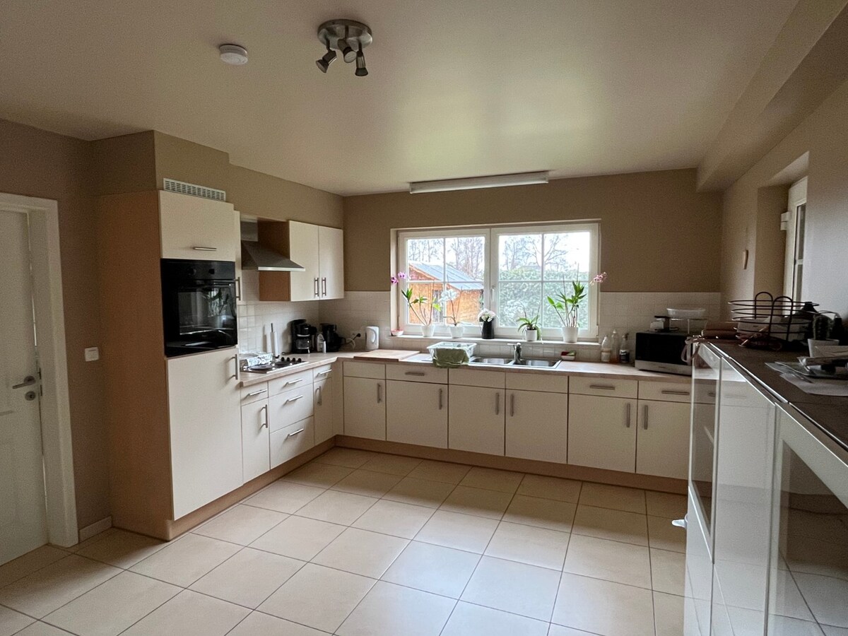 Bijzonder ruime gezinswoning met 3 slaapkamers 