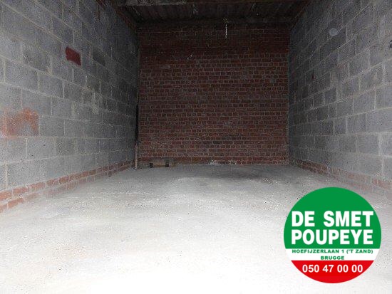 Ruime garagebox te huur in Brugge 