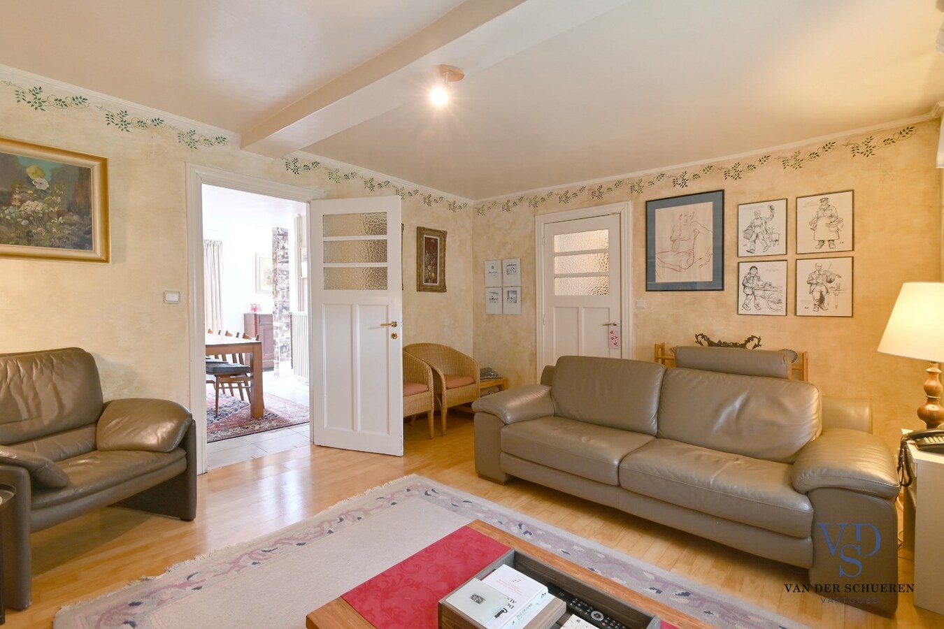 Charmante woning op royaal perceel van 1.618 m² 