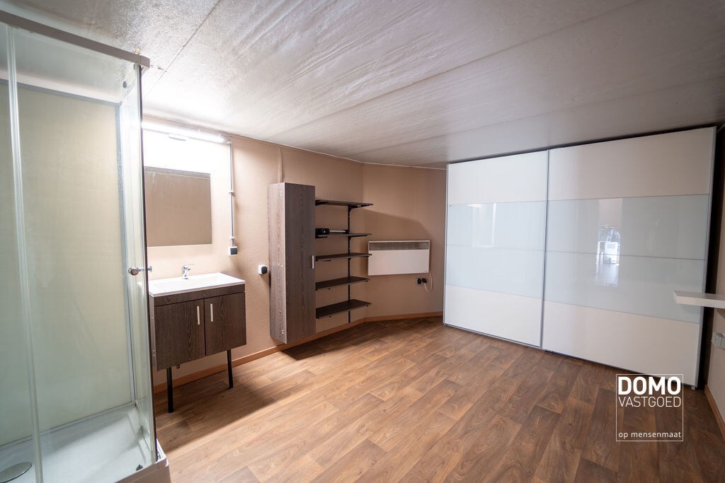 Ruime gerenoveerde woning met voldoende ruimte en tal van mogelijkheden 