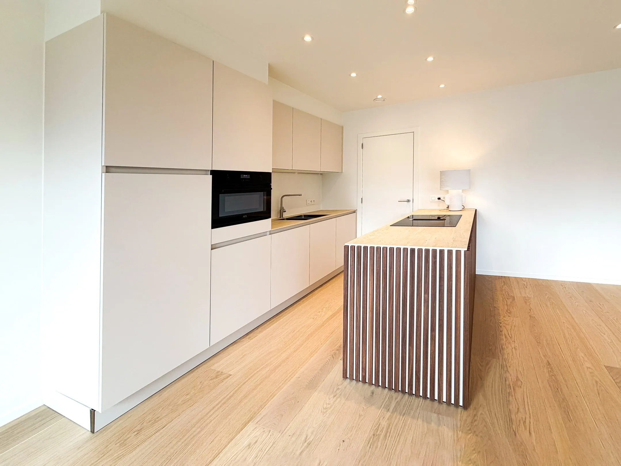 OPENDEURDAG Zaterdag 17/10  (10u-12u) te Knokkestraat 683: Centraal gelegen nieuwbouw-appartement in de residentie Maurice (met mogelijkheid tot aankoop van een inpandige autostaanplaats). 