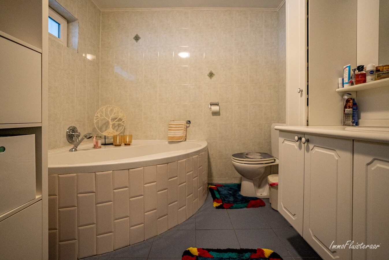 Charmante tweegezinswoning met paardenstallen op ca. 20 are in Bilzen 