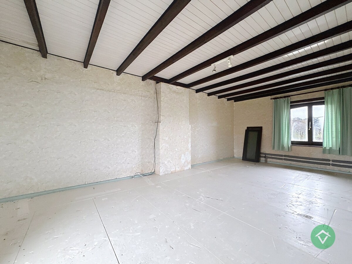 Alleenstaande woning met 4 slaapkamers te Koekelare 