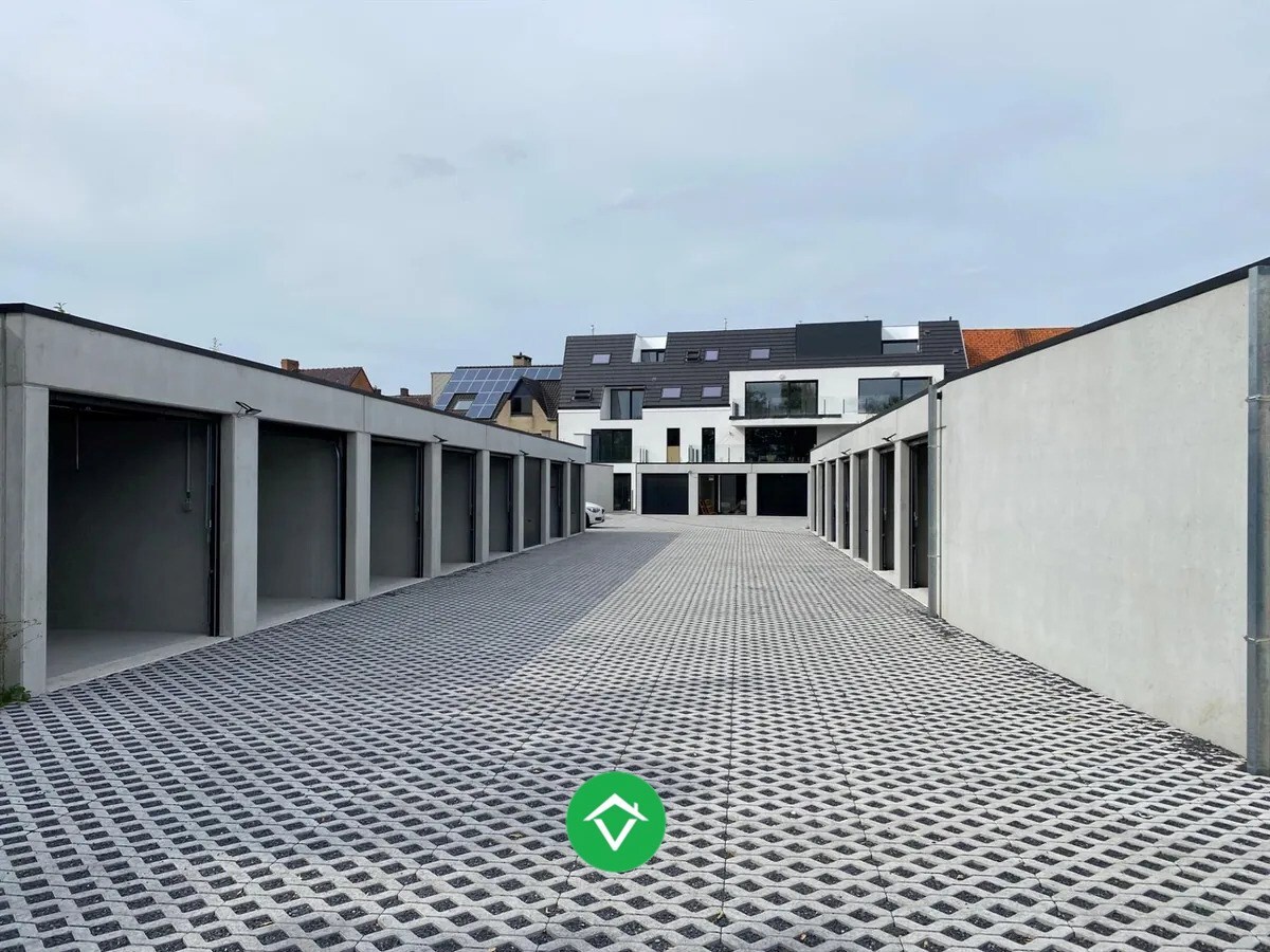 Verhuurd garage - Ichtegem
