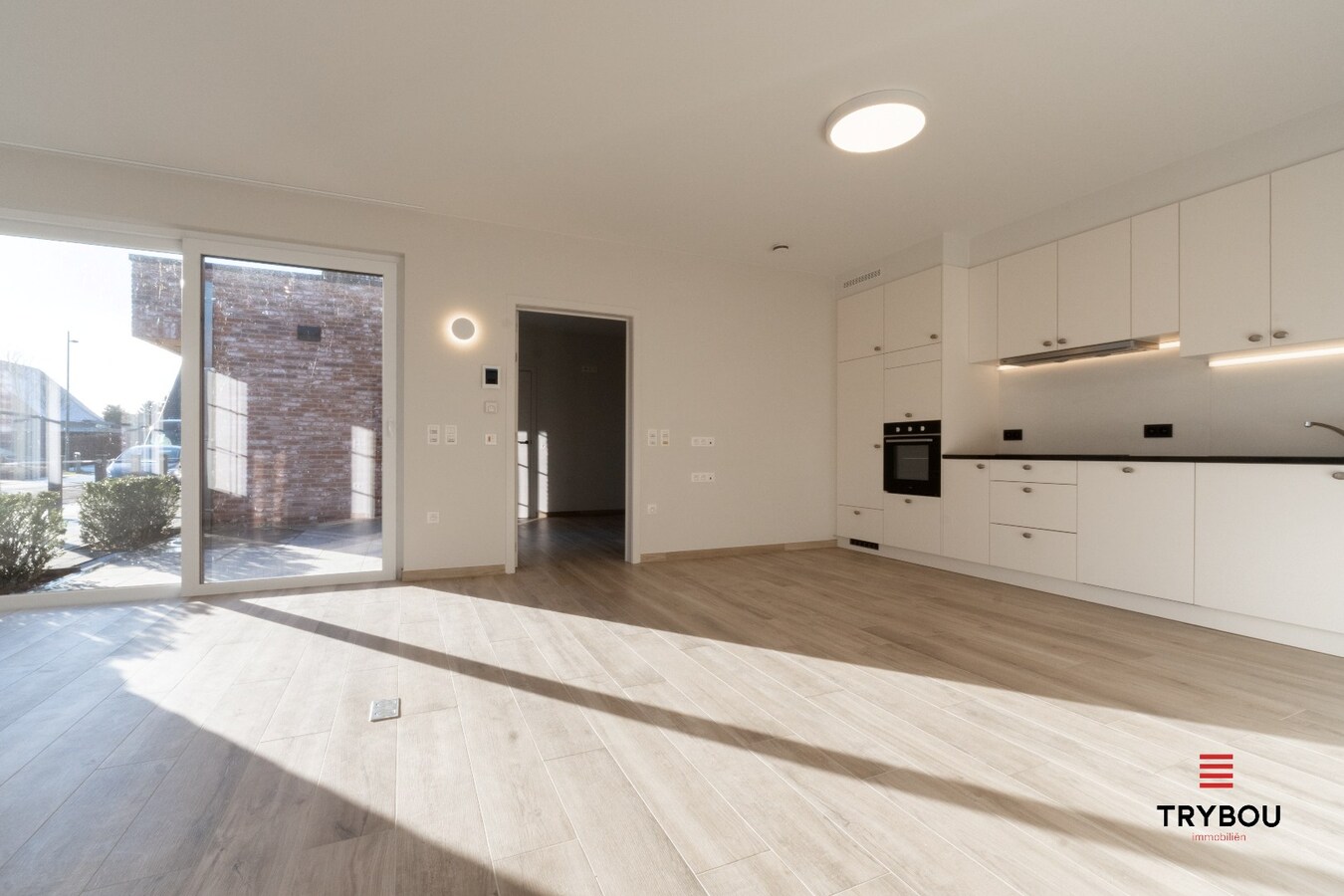 Instapklare, energiezuinige seniorenwoning in hartje Reninge 