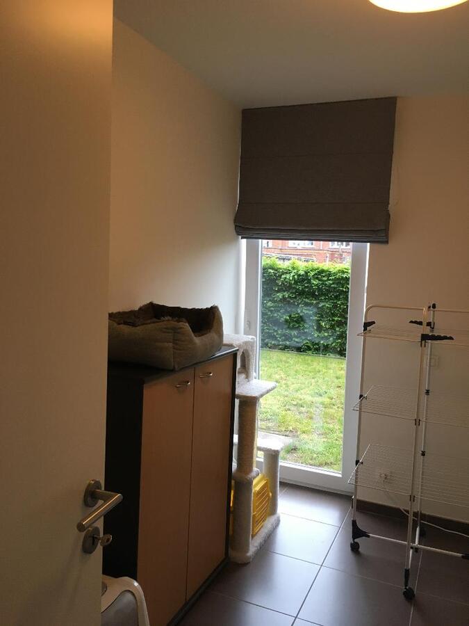 Ruim, modieus 2 slaapkamer appartement 