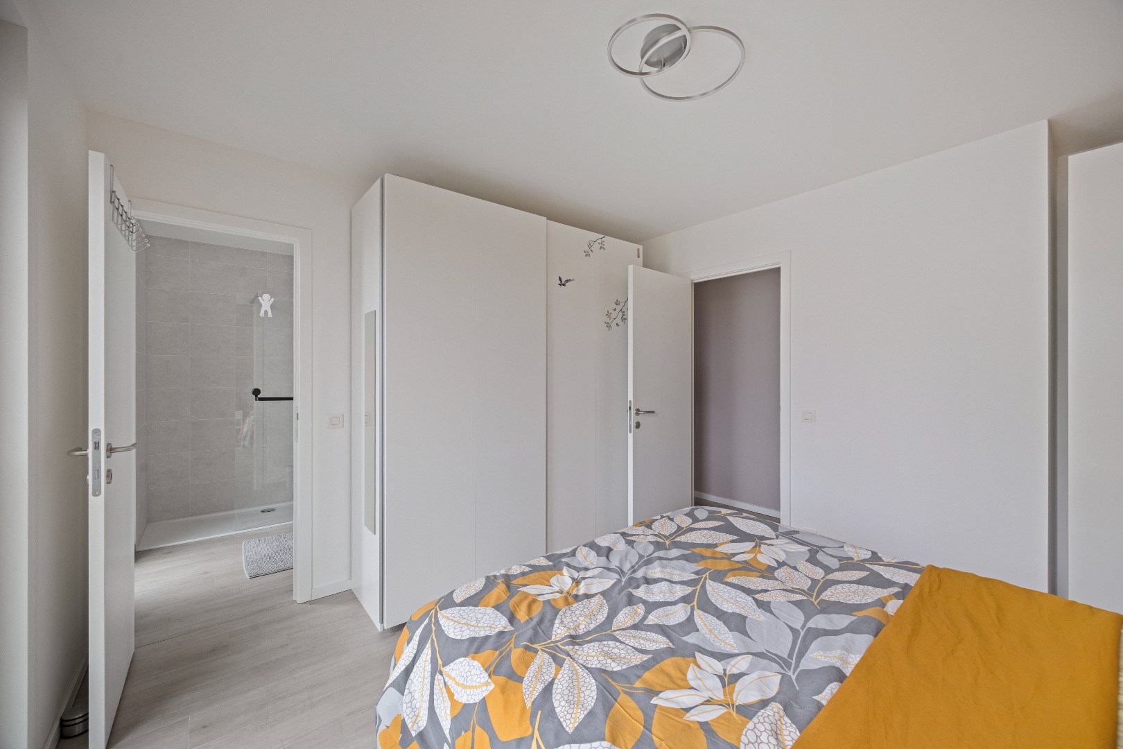 Energiezuinig 1 slaapkamer appartement + ondergrondse staanplaats 