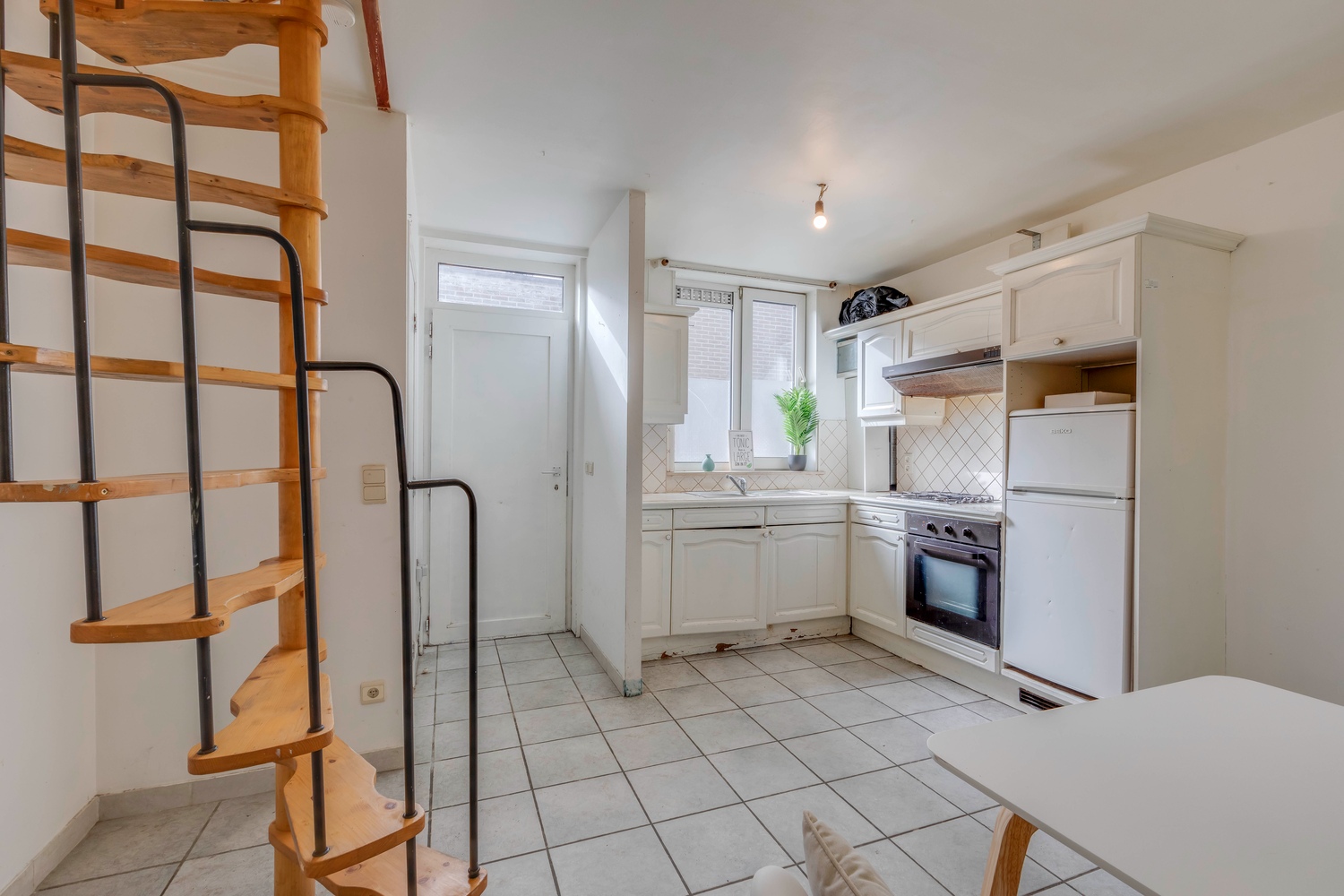 Beluikwoning ideaal voor studerende kinderen en investeerders! 