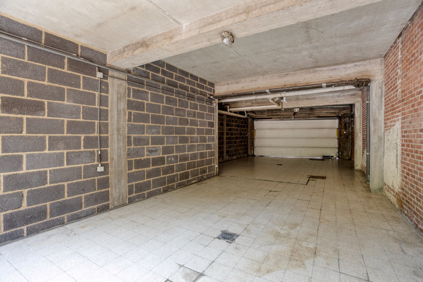 garage