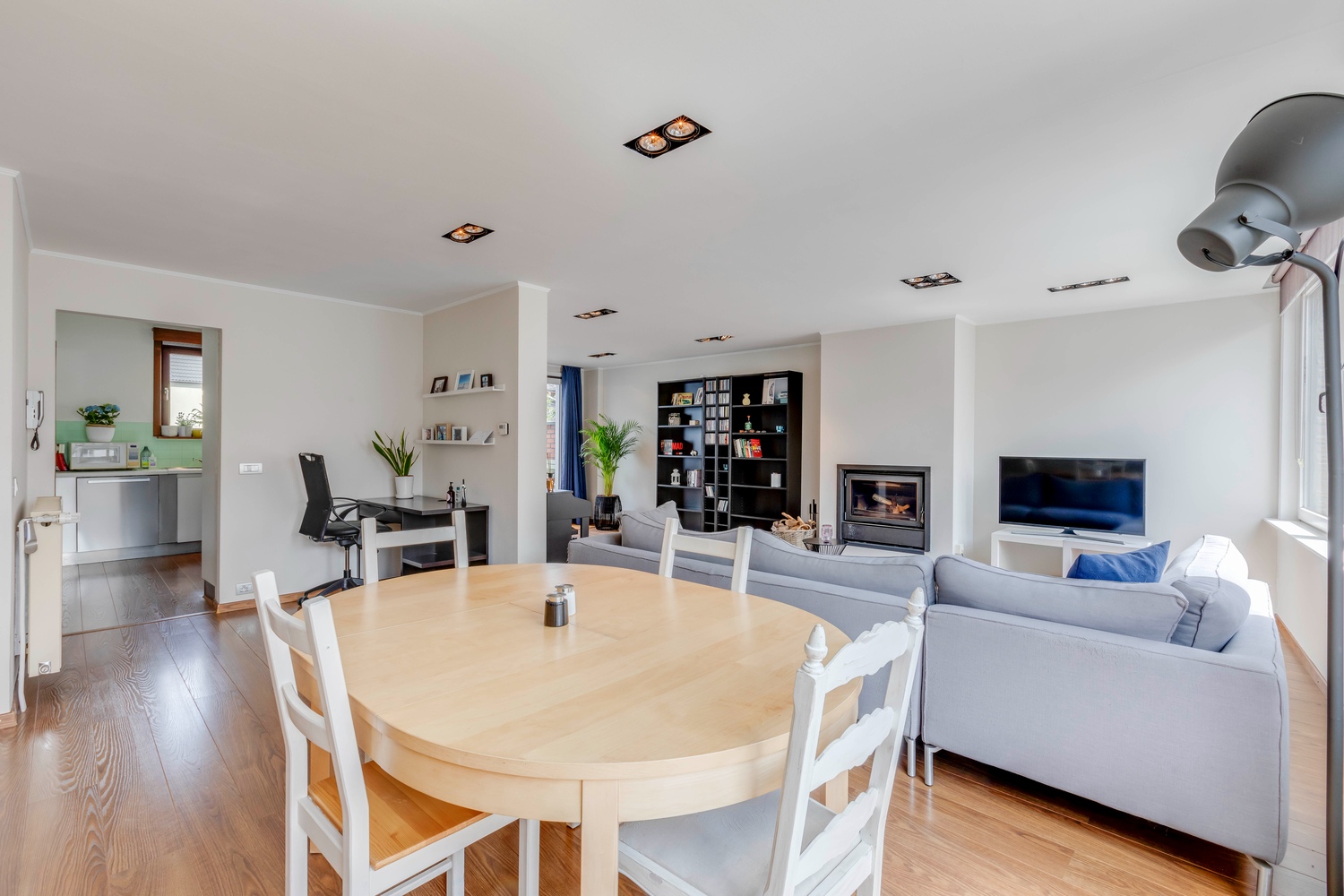 Multifunctionele bel-étage te Gentbrugge 