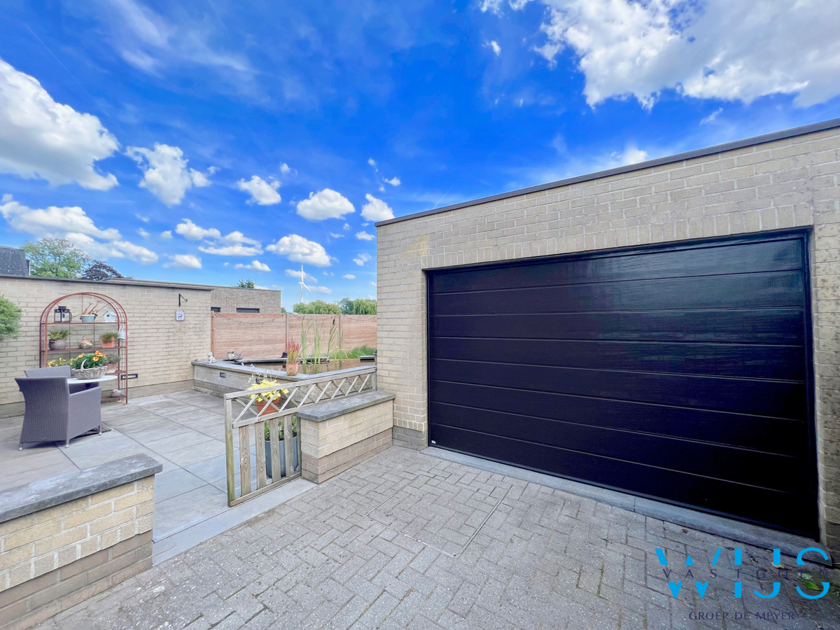 Zeer ruime HOB op een perceel van 934m2 te Evergem ! 