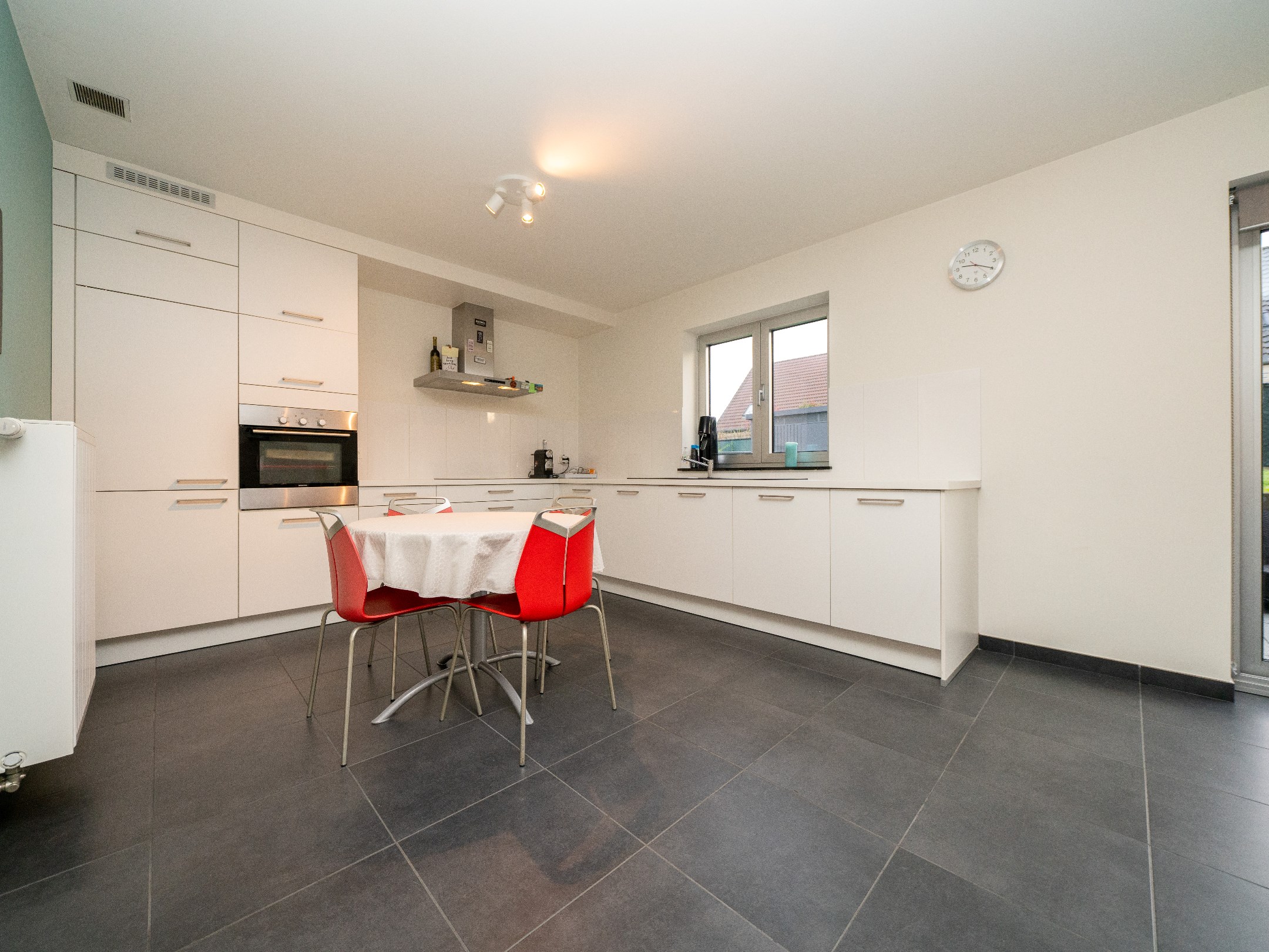 Recente villa met 4 kamers op een toplocatie 