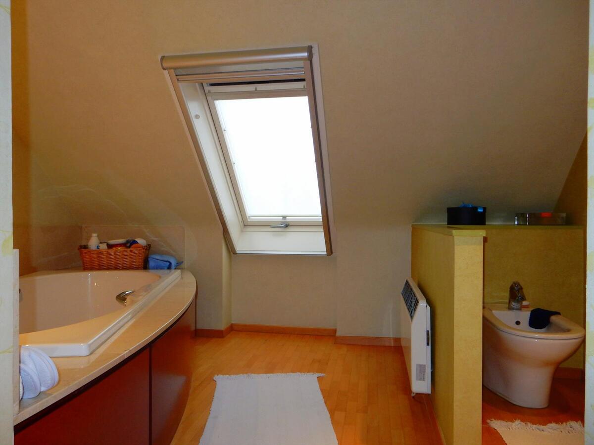 Gezellig en instapklaar appartement in het hartje van Jabbeke 