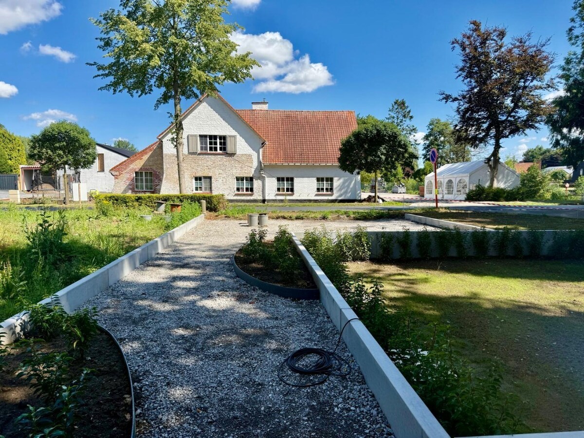 uniek wonen aan de bosrand te Houthulst 