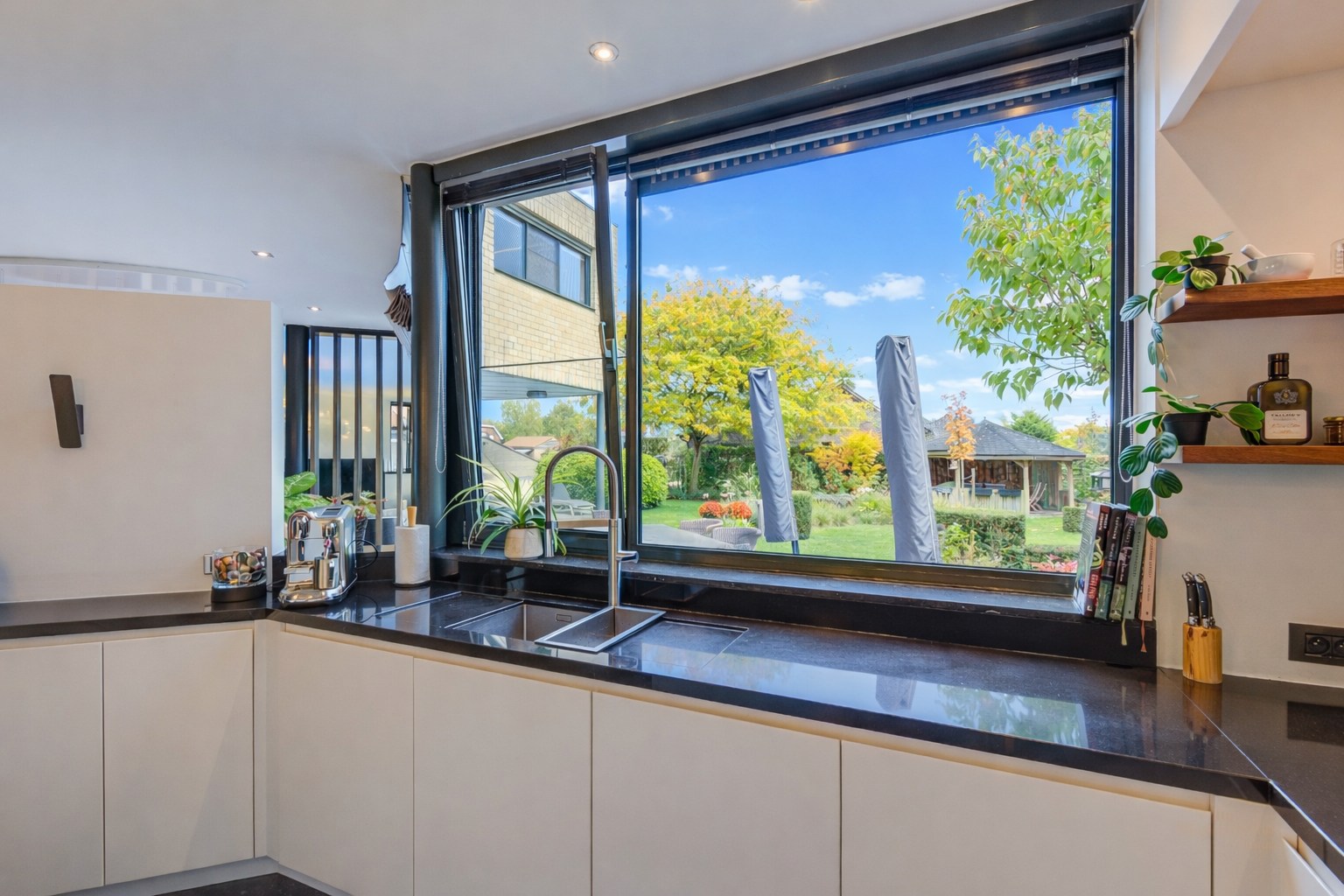 Zegbroek 31: Culinaire luxe en energetische vrijheid op een zuid-perceel van 1.048 m². 