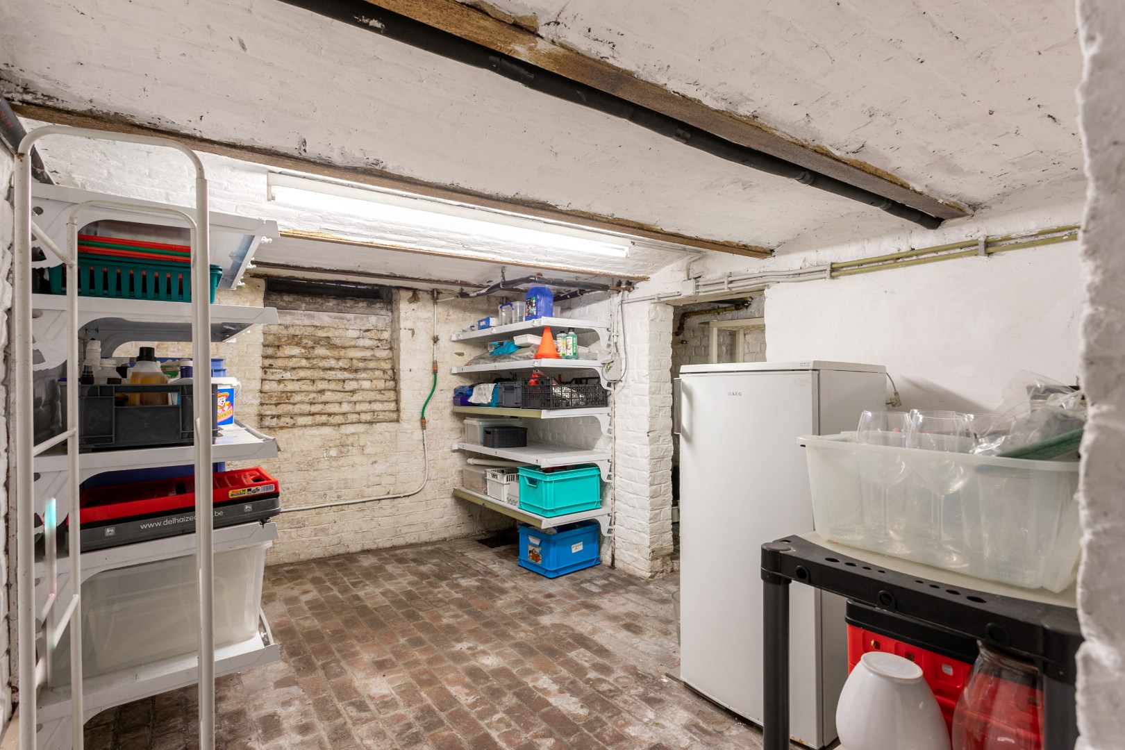 Instapklare woning met 4 slpk te Halle 