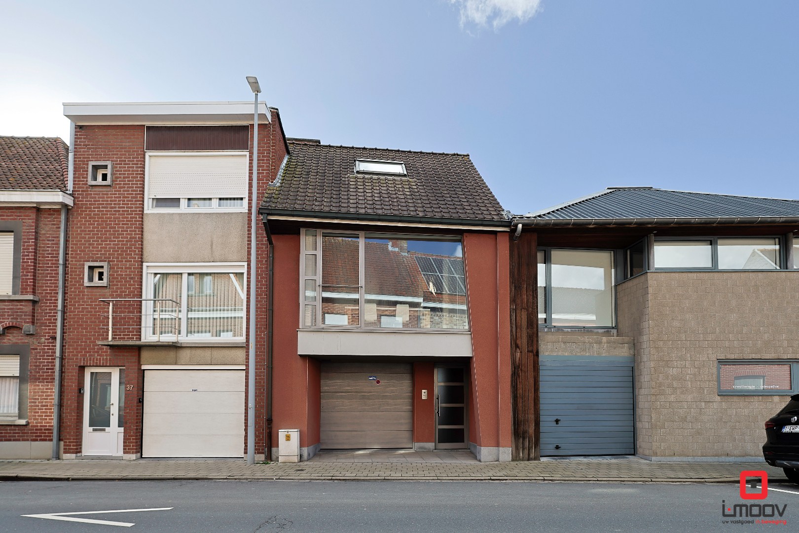Bel-etagewoning met tuin, loods (450 m²) en tal van mogelijkheden 