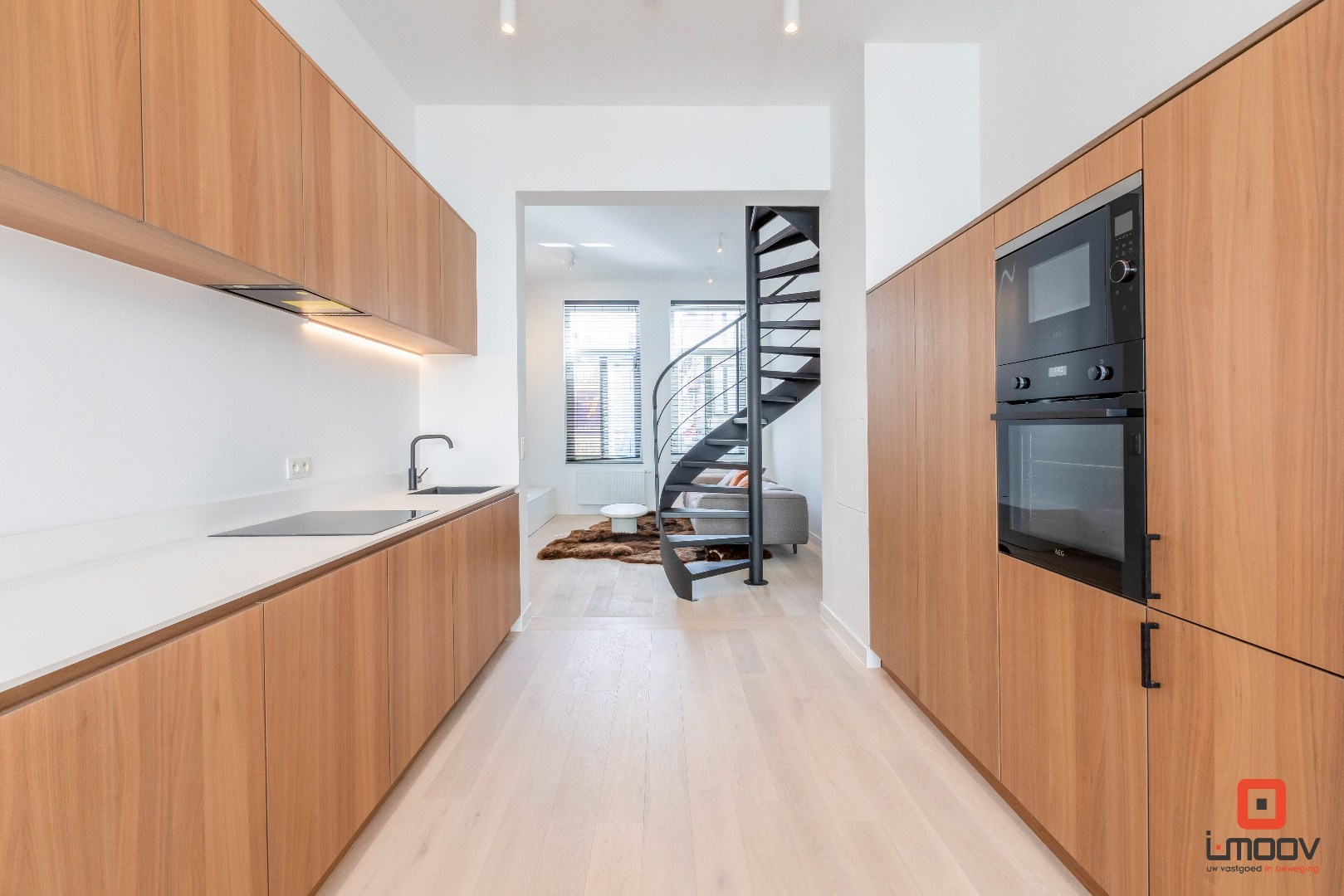 Instapklare tweeslaapkamer duplex met groot terras in de Nieuwpoortsesteenweg, Oostende 