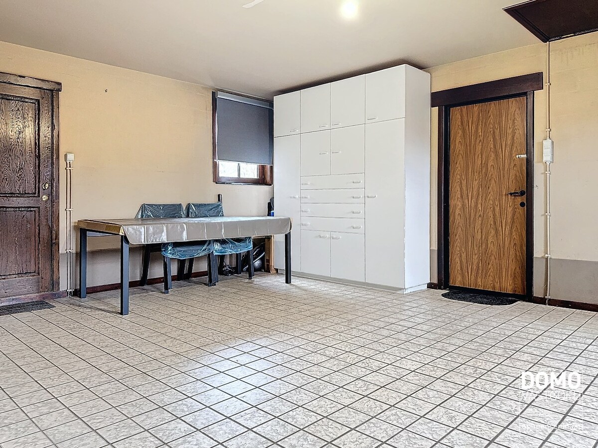 Authentieke open bebouwing met uniek uitzicht en dit in een groene omgeving. 