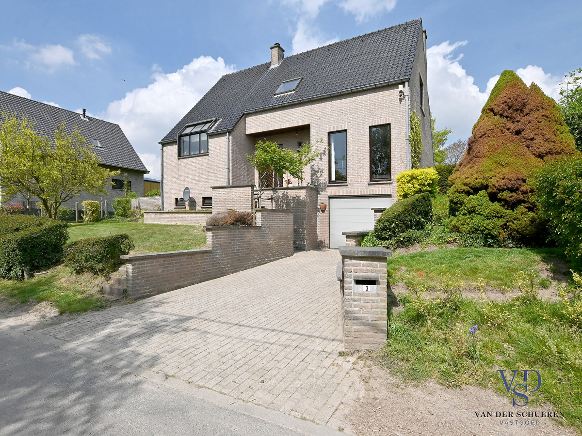 Lichtrijke gezinswoning op 744 m². 