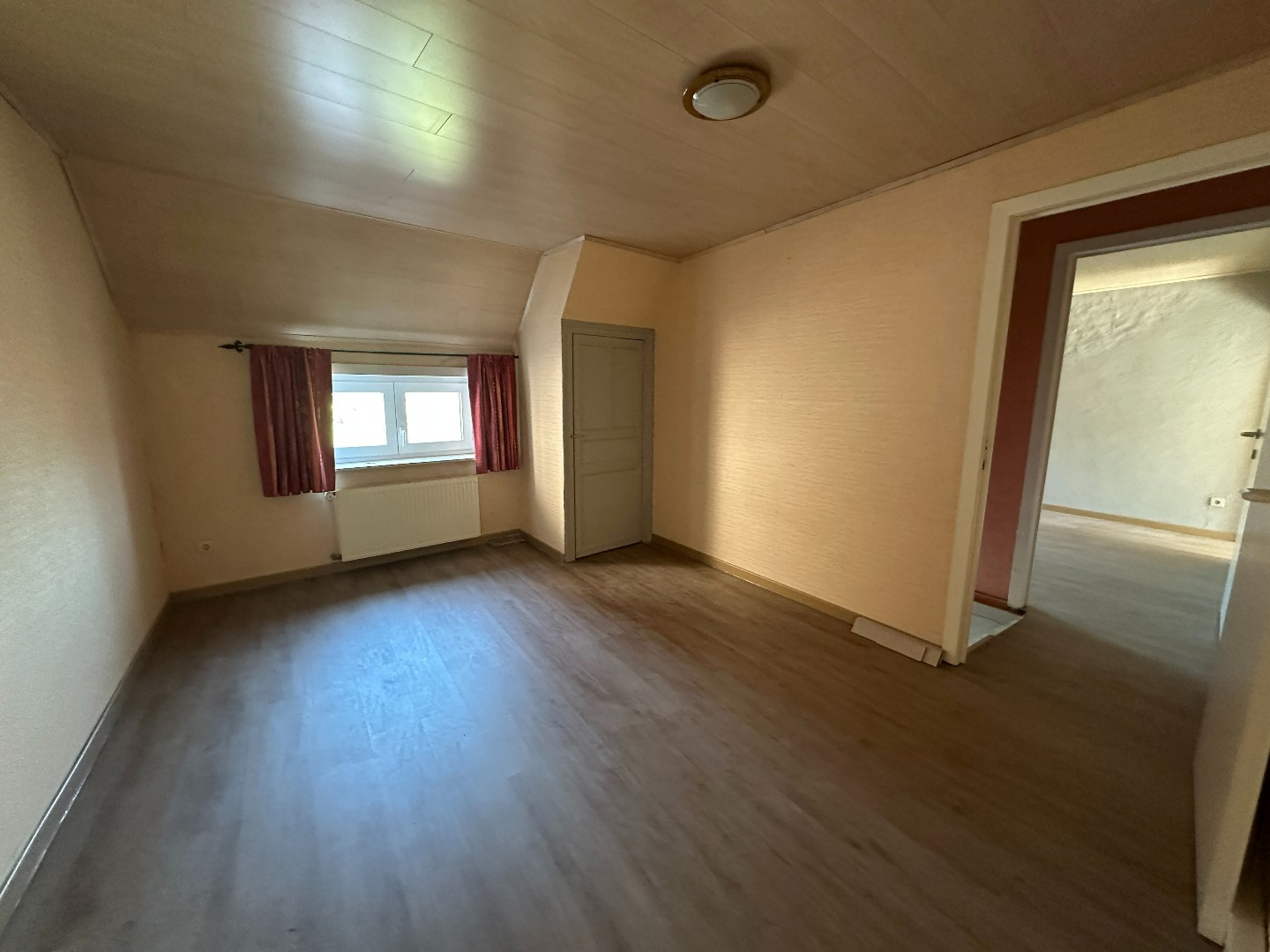Woning met 3 slpk, terras en tuin, Eernegem 