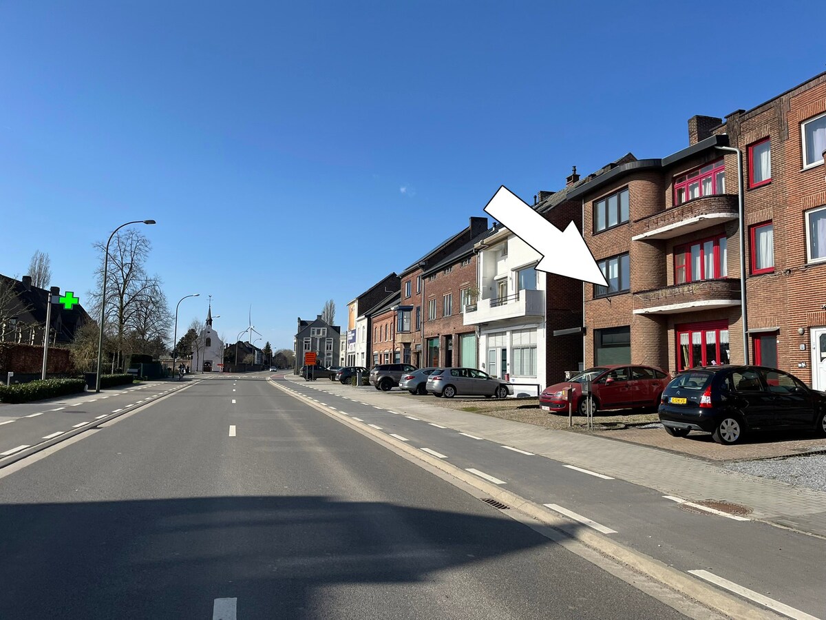Interbellum-woning met 4 slaapkamers en tuin 