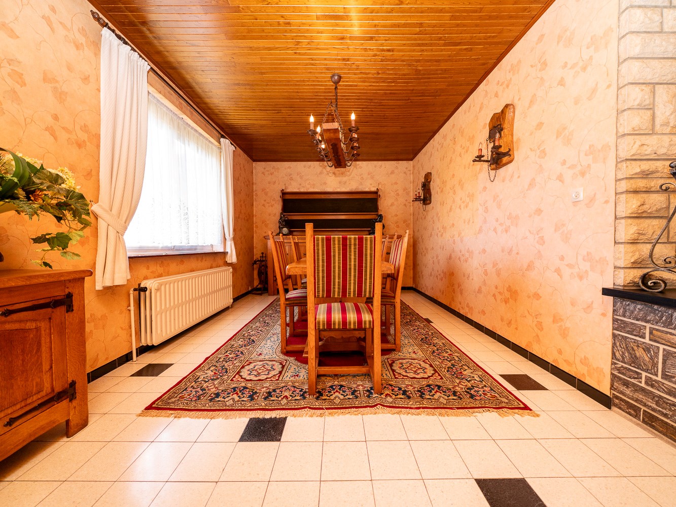 Woning met loods op gegeerde locatie 