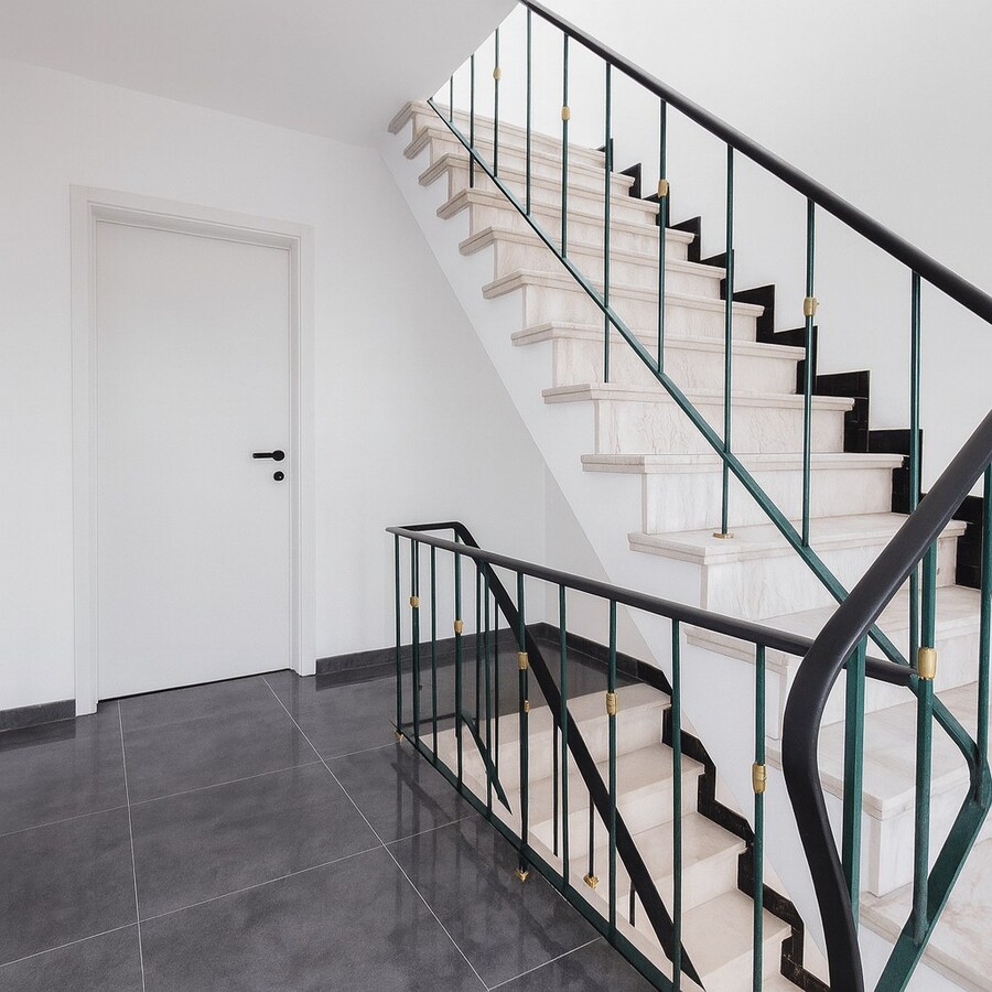 Exclusieve bel-etage in Sint-Niklaas te koop: stijlvol wonen met EPC B! 